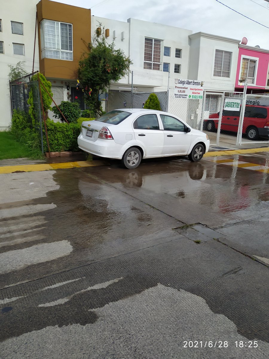 RUTHYERIC's tweet photo. @odapas_chalco buenos días quiero reportar una fuga de agua de más de 24 horas entre Mz 17 y Mz 21en la calle que sale al neto y la esperanza https://t.co/mHSQR3YDcG