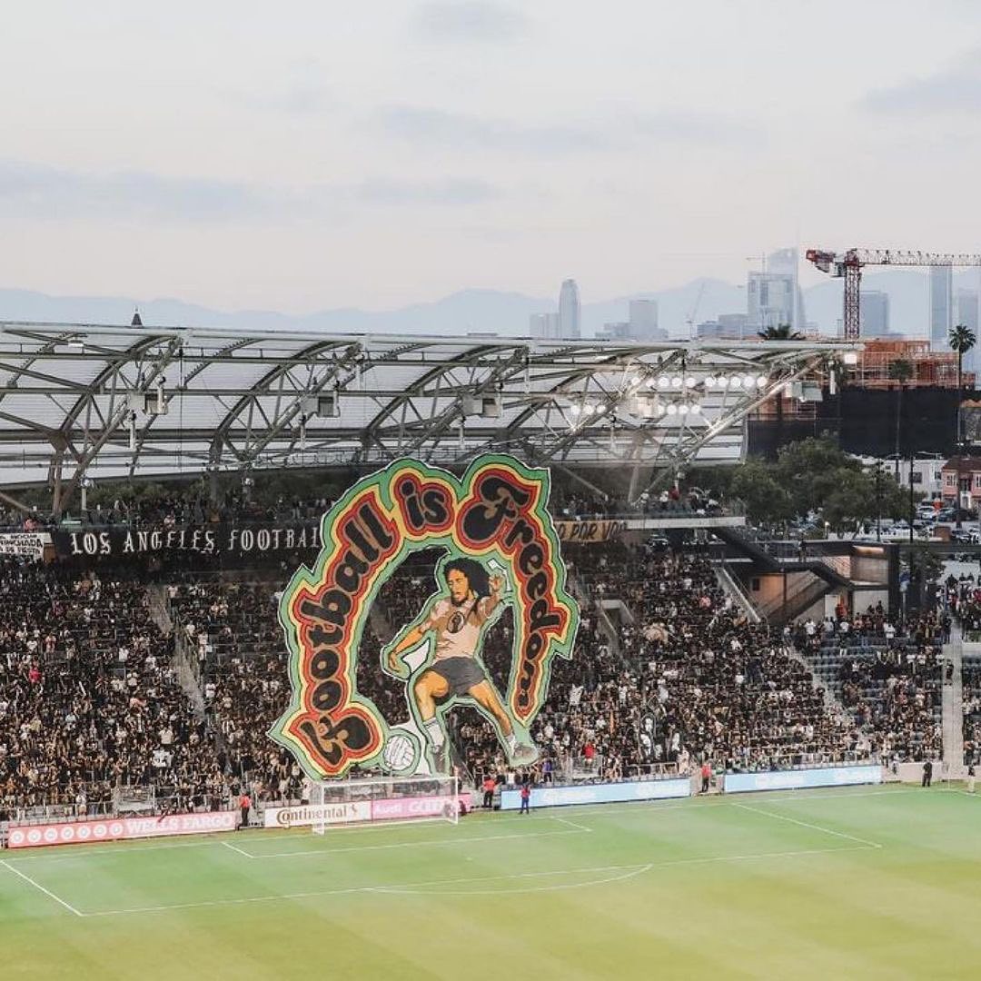 Incredible! "Football is a part of I, when I play the world wakes up around me" - <a href="/bobmarley/">Bob Marley</a> ⚽️ 💚 <a href="/LAFC/">LAFC</a>