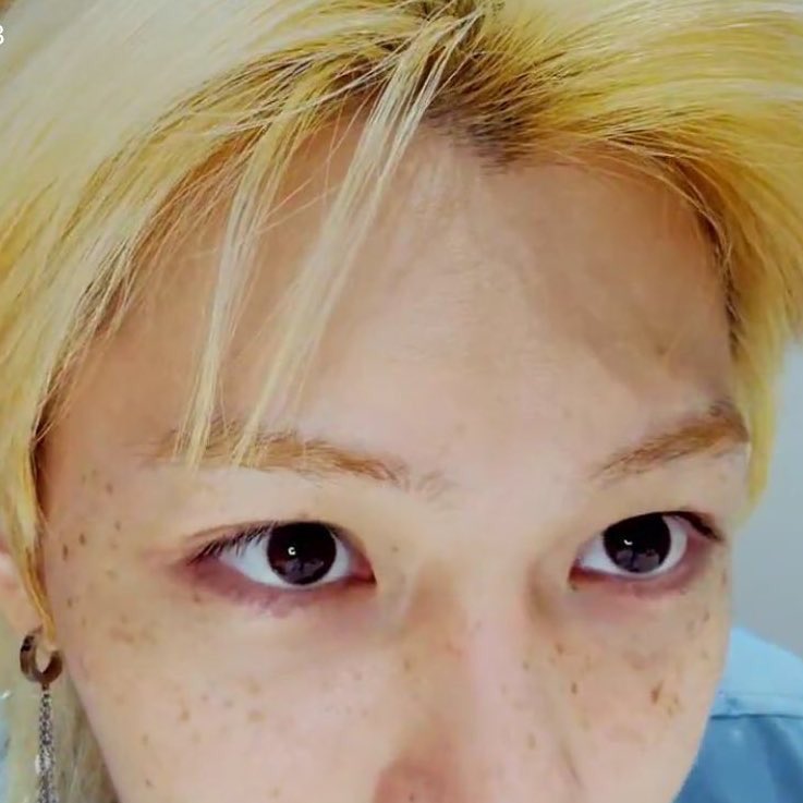 hi, this is a new account dedicated to #FELIX from #STRAYKIDS and i would be very grateful for follow and support. PLEASE rt if you see this! 

#StrayKids #스트레이키즈 #felix #필릭스 #yongbok #leefelix #rt #skz #YouMakeStrayKidsStay