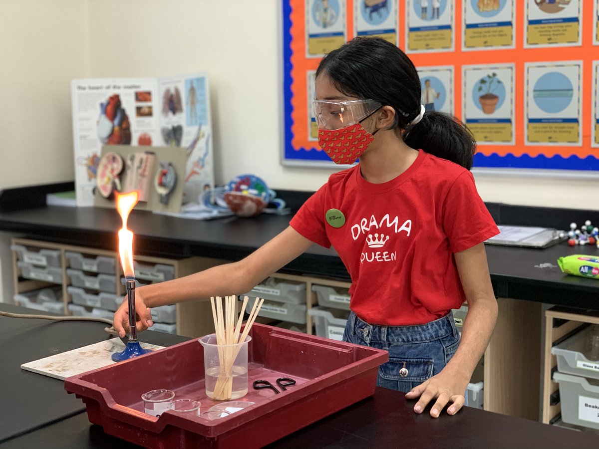 BCAbuDhabi's tweet photo. During Transition Day, Year 6 pupils had the opportunity to conduct some science experiments in the Senior laboratories as well as meet the Senior Pastoral Team in person for a question and answer session.
#BCADPrep #BCADSenior #BCADWellbeing https://t.co/1oDTn8wjzo