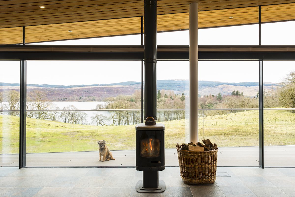 GrayAndDick's tweet photo. Imagine living with this view every day?
> https://t.co/32dk93T2uR
> 0141 952 9619
> @skyframe_global
#AViewNotaWindow #SkyFrame https://t.co/O9IfkMQGJy