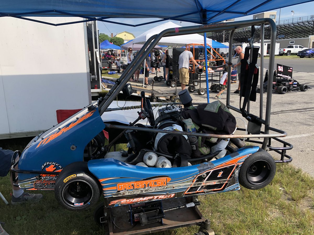 jchampagne777's tweet image. Wheeled this bad larry from 12th all the way to 14th last night at @StaffordSpeedwy. Went home $10 richer. Call it a good night #momoeny #mopower #hireme