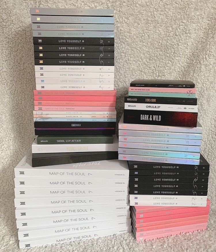 intoprkjm's tweet photo. Unsealed album of your choice !! 🎁

- follow me + @THEHIQUALPH 
- rt, like
⏳48 hrs https://t.co/DfjNPpICAw