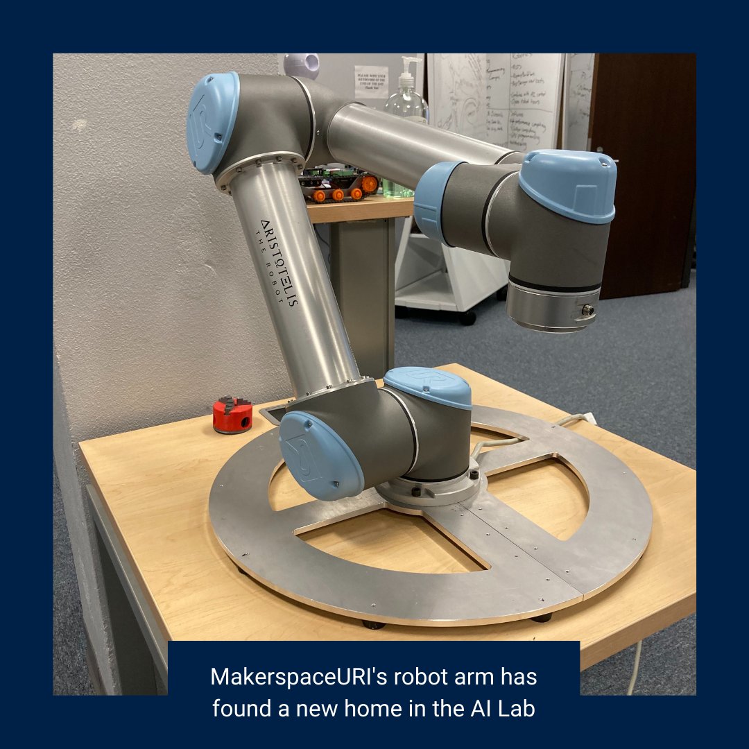 The #robotarm that used to be in #makerspaceURI has now moved down the hall to the #uriailab. We hope to see it get a lot more use in this new location. 

#uri #universityofrhodeisland #universityofri #rhody #robotics