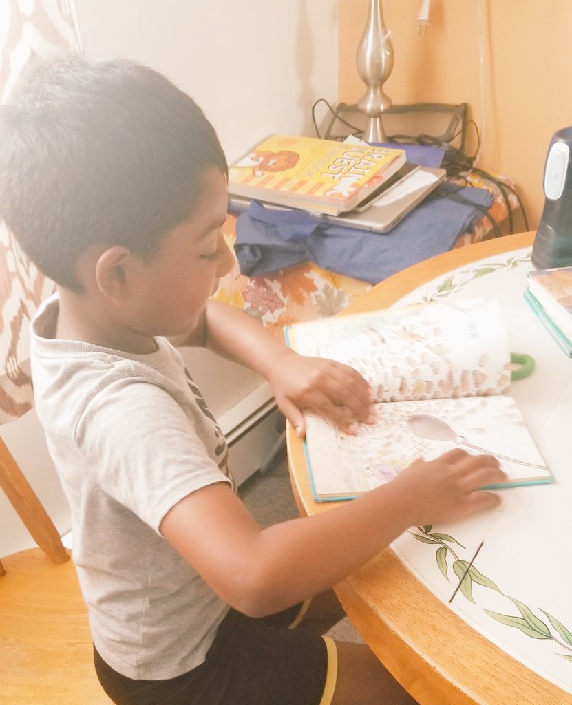 ShonPhilip2's tweet photo. Summer Reading Has Begun! Let's Go Jadon! #FirstOneDone #OnToTheNextOne #HamptonStReads @hampton_pta  @JestyShon https://t.co/gx5p0G9d4Z