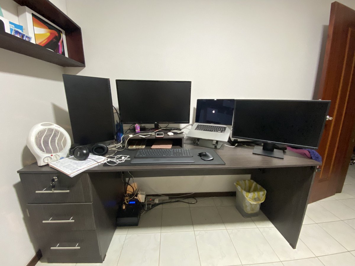 KevinhoMorales's tweet image. Building my setup 👀 #DeveloperSetUp