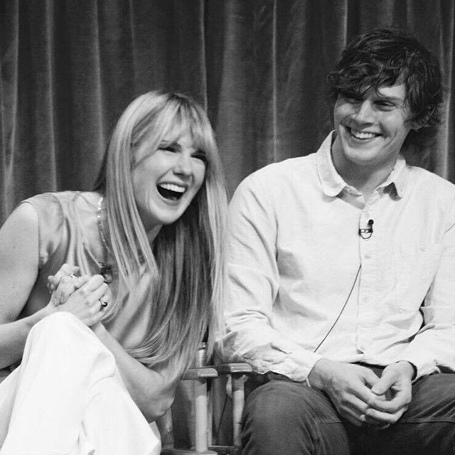 Parabéns para a atriz Lily Rabe, que completa mais um ano de vida! Happy Birthday, Lily! 