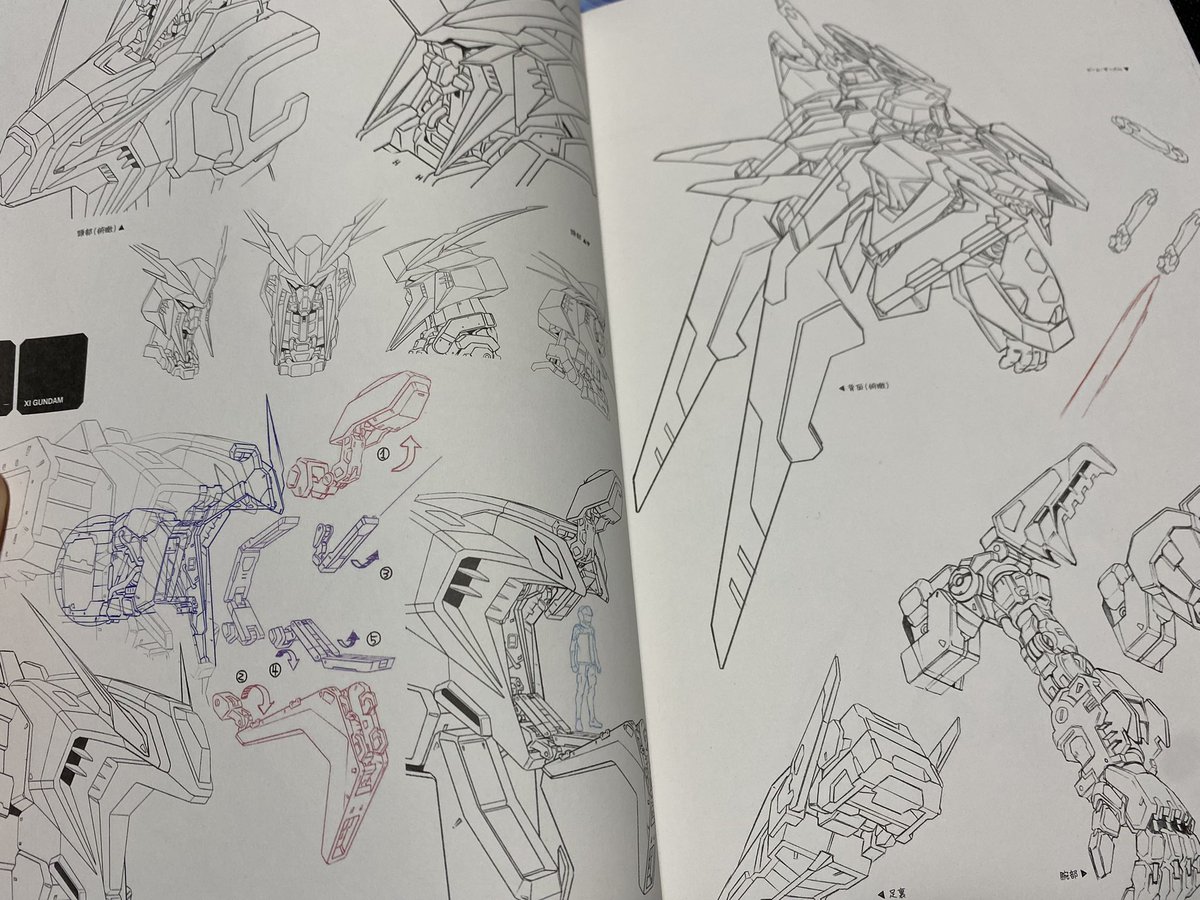 モータルコンバット観てきた。真田さんがめちゃくちゃかっこいい映画だった。ニンジャっていいね!

そして前回は売り切れだった豪華版ハサウェイパンフ買えたぞ!やったぞー 