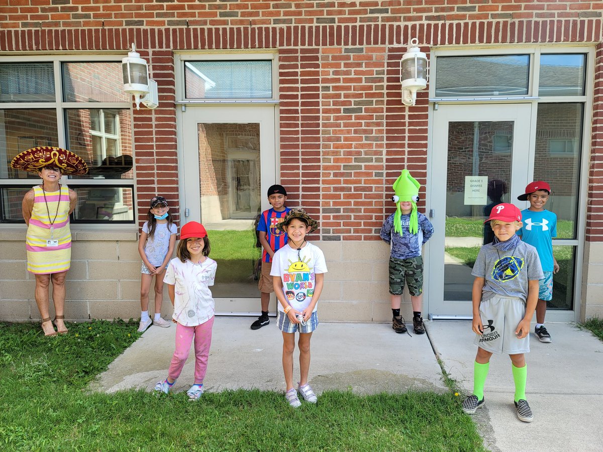 chisholm438111's tweet photo. OCES Summer Academy is rocking hats today!!! Hat Day is here!!! https://t.co/OBeV6rT3hs