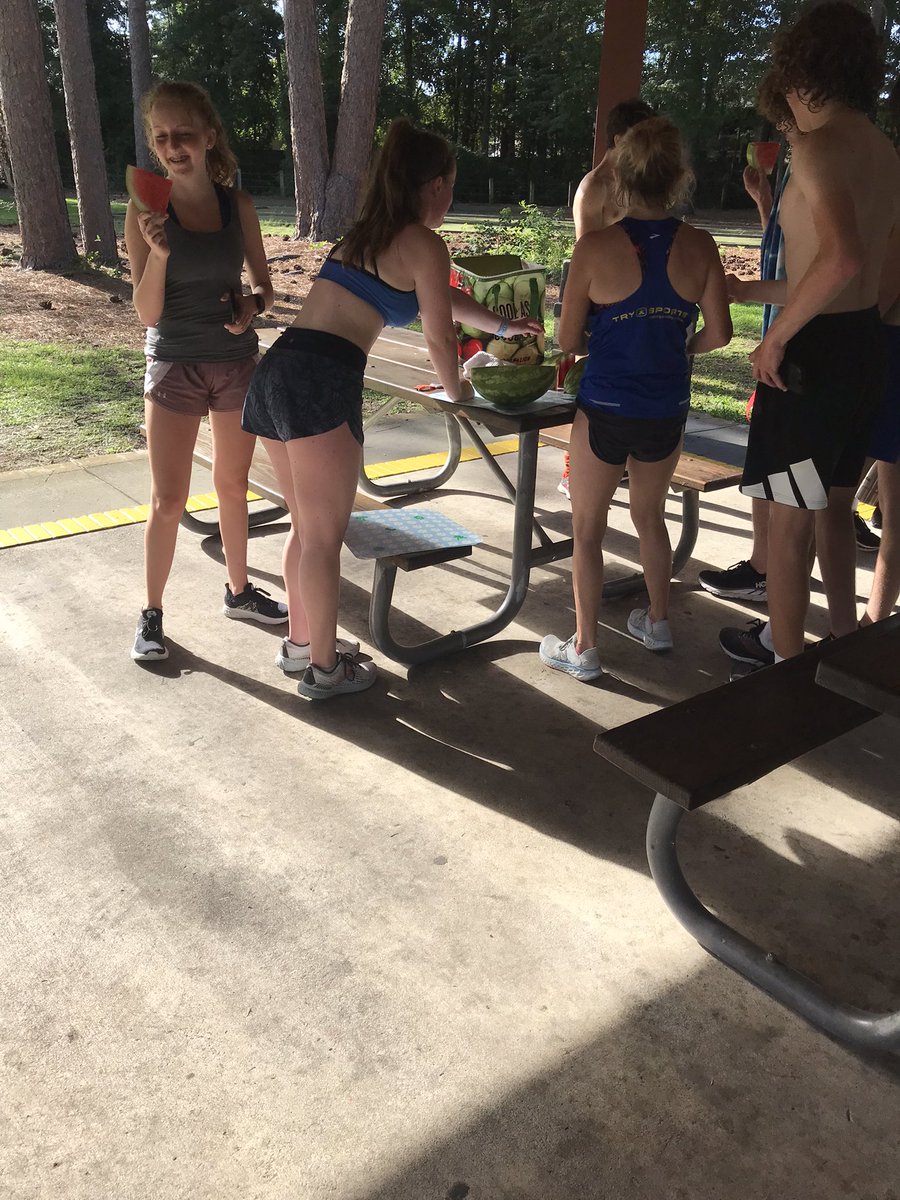 zmanruns's tweet photo. XC practice & watermelon is how we roll in Wildcat country #newhanoverHS #xc #running https://t.co/v0TFUrOWVG