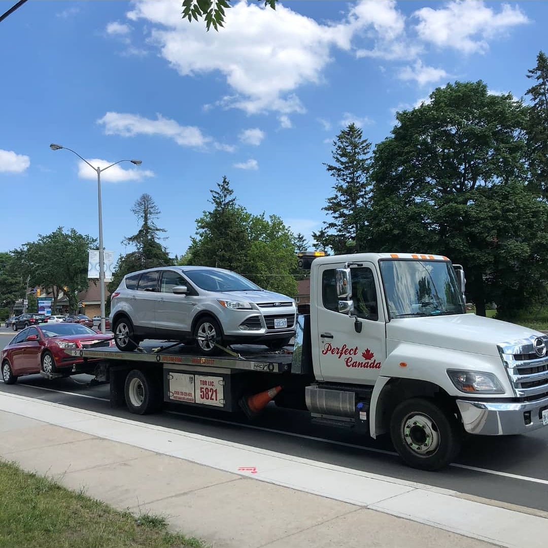PERFECTCANADA2's tweet photo. #Towing #401 #Scarborough #Toronto #CarWash #Detailing#Roadside https://t.co/fFLLcqoDlL