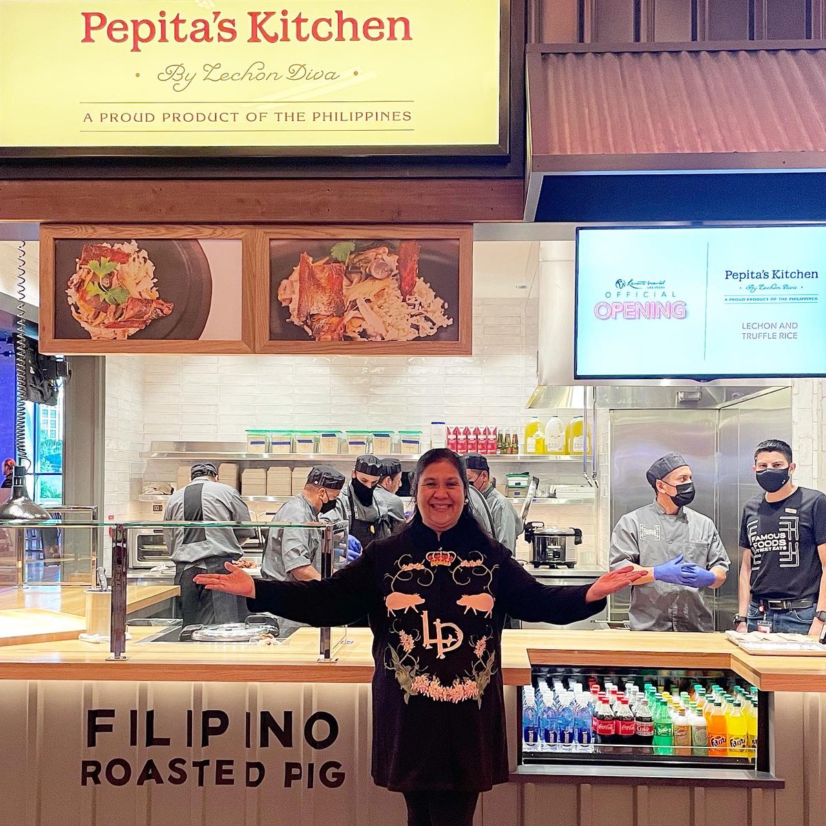cheryltiu's tweet photo. So much pride for the Philippines🇵🇭 with the opening of Manila-based Pepita’s Kitchen by at Resorts World Las Vegas (@ResortsWorldLV)— the 1st Filipino concept on the Las Vegas Strip, ever! 🥳🎉👏 More about it here: https://t.co/6ayejcHJVV https://t.co/nGCAWIBQju