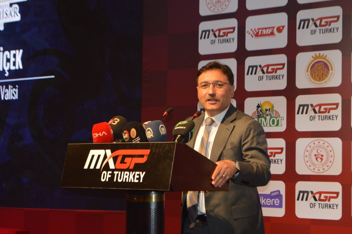 MotFed's tweet photo. Dünyanın en önemli motokrosçularının yarıştığı Dünya Motokros Şampiyonası'nın Türkiye etabı (MXGP of TURKEY) Cumhurbaşkanlığı himayelerinde 4-5 Eylül 2021 tarihlerinde #Afyonkarahisar’da düzenlenecek. 🇹🇷 #TMF #Turkeymxgp 

⬇️🔗
https://t.co/SqRFJKFxvW https://t.co/X3tY33GjIG