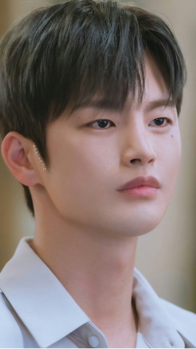 Aesthetic092's tweet photo. You always look like a fin wine @Whatsup_Inguk 🍷😍

#SeoInGuk 
#DoomAtYourService https://t.co/5XHvzauaXK