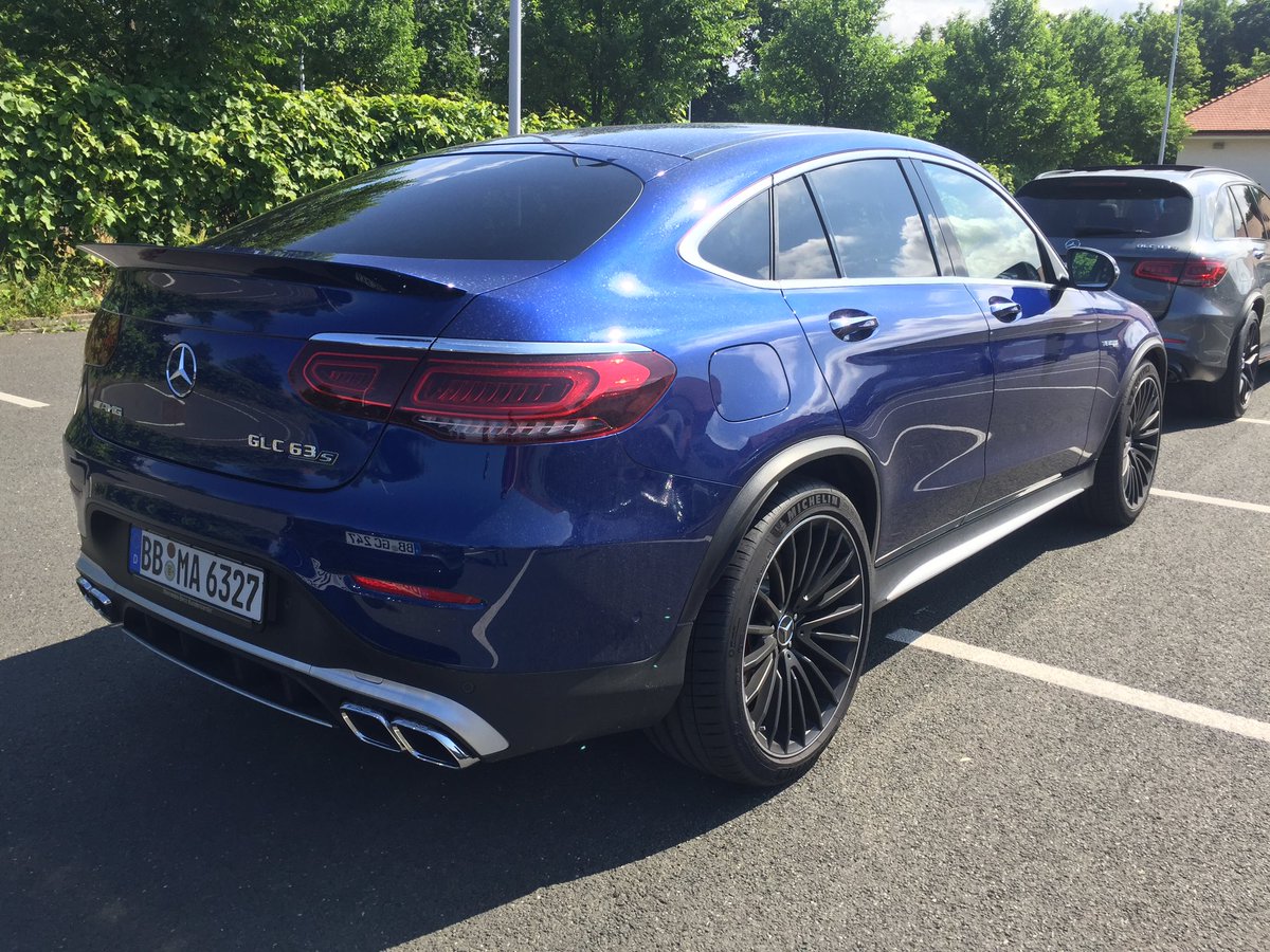 dr_saahb's tweet photo. The Mercedes-AMG GLC63S Coupe
#amg #amgperformancecenter #glc63 #coupe #amglovers #mercedesamg #mercedes #mercedesbenz #mercedes_benz #nofilter #sportscar #mercedeslife #mercedesfans #amgclub #amgaddict #supercar #exoticcar #exterior #MBDetail #detail #mbphotopass #mbphoto https://t.co/GDa0I0IvmI