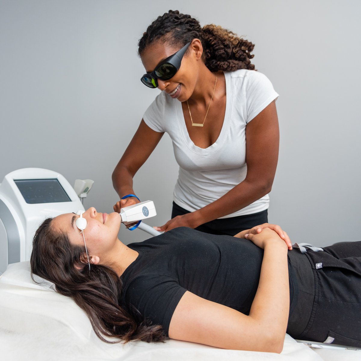 ICFaces's tweet photo. My clients always deserve to feel their best, and that's where I come in. #ICfaces #aishamassac https://t.co/xJrsRll0cX