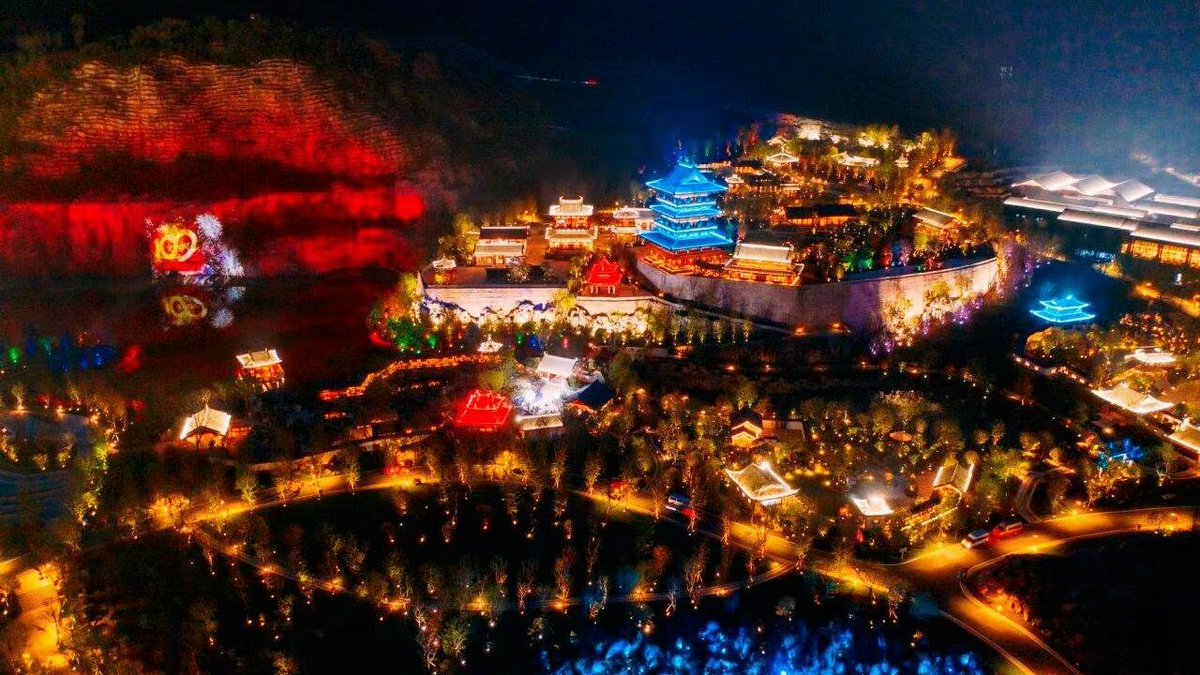 InParkMagazine's tweet image. Large-scale #Chinese #garden #park comes to life with @ChristieDigital #projections

inparkmagazine.com/jiangsu-garden…