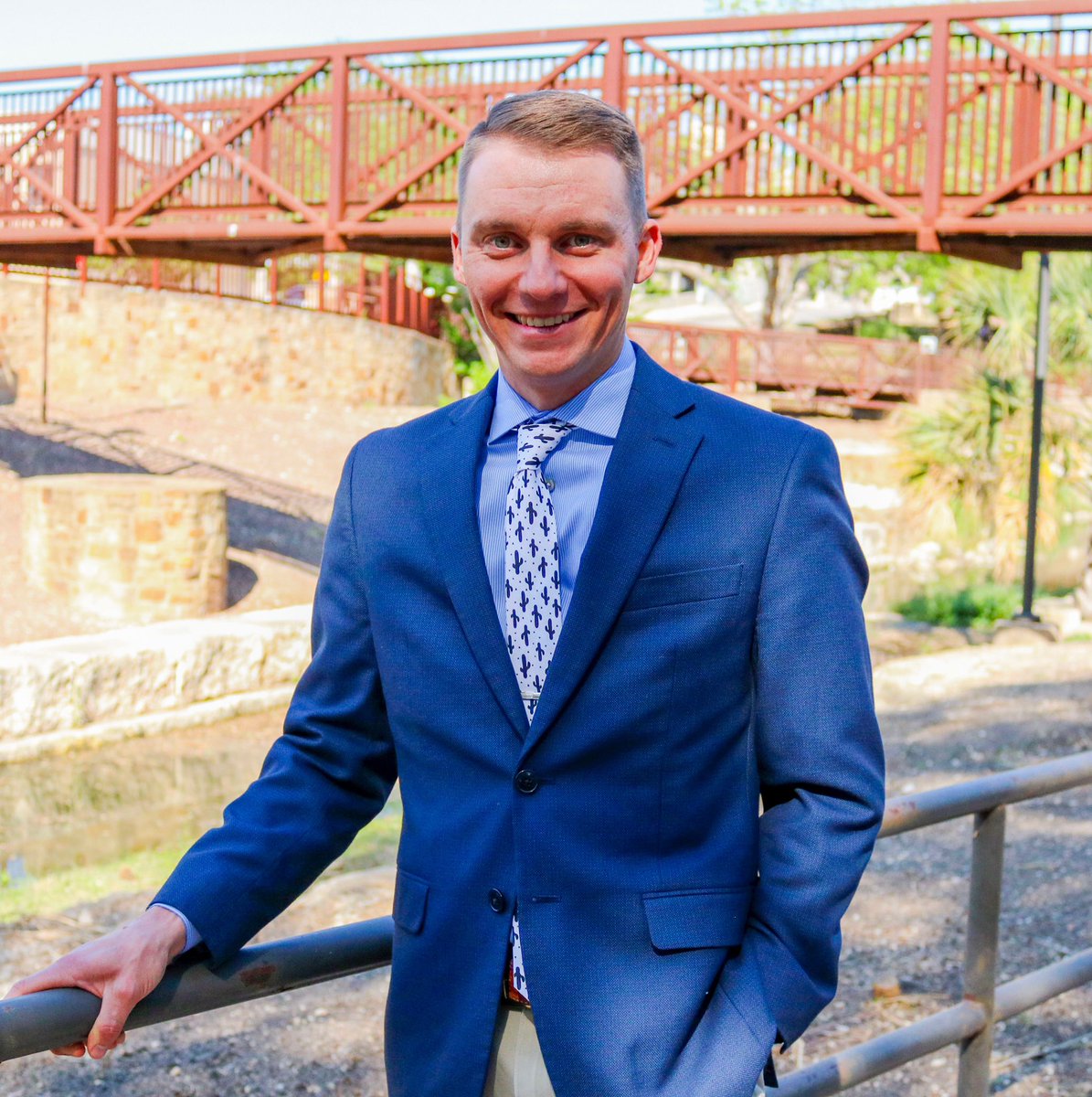 MFfatx's tweet photo. Marion FFA would like to welcome Mr. Cody Owens to our Advisor Team! We are so excited to have him on board! https://t.co/iu77BDLKvy