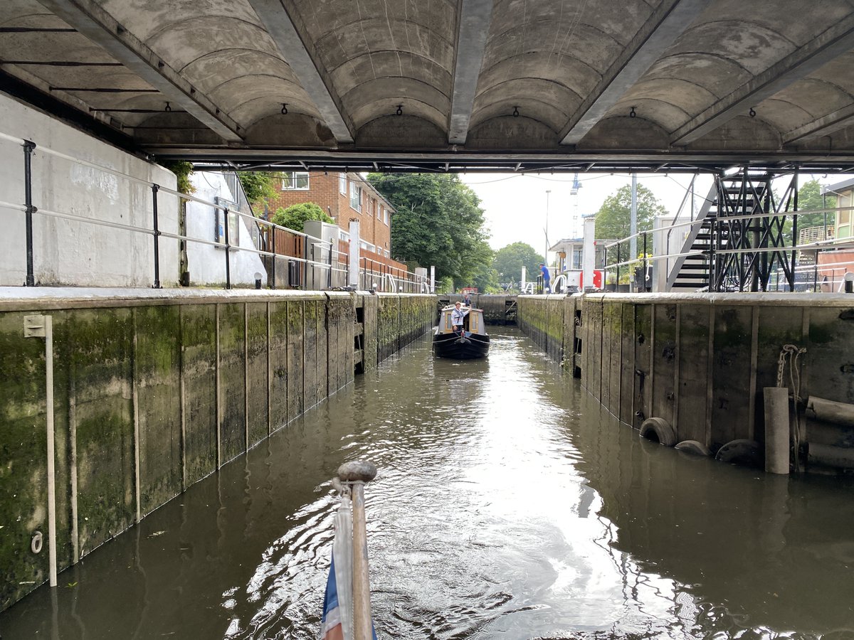 afknot's tweet photo. Thames Lock Brentford before AFK went out onto the Thames https://t.co/O5CpLUJ3ql