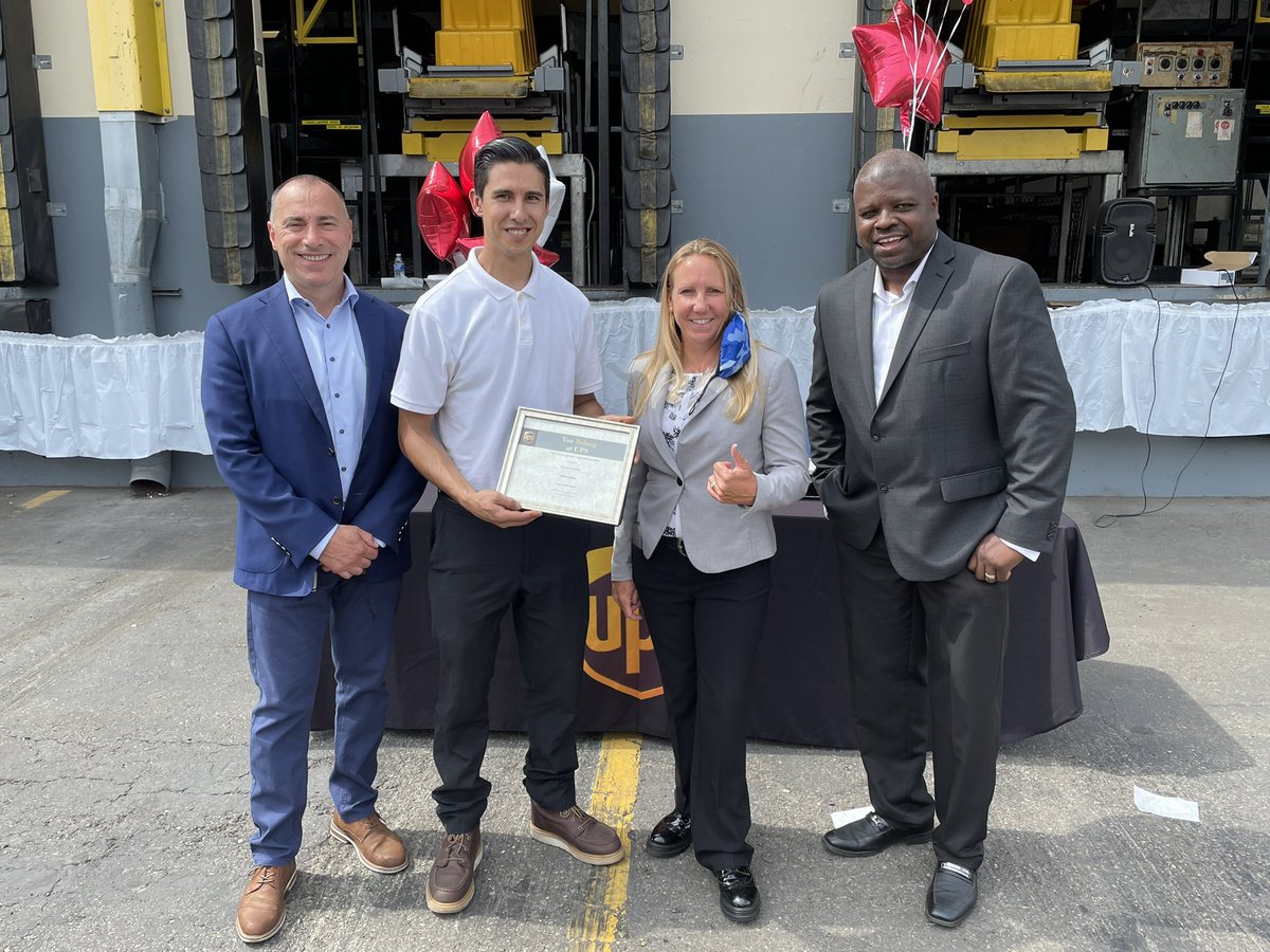 Liz Speirs (@espeirs_liz) on Twitter photo Anaheim Package Division Part Time Supervisor Recognition today on the Anaheim Preload <a href="/scott_bremerman/">Scott Bremerman</a> <a href="/PorporinoUPS/">Dominic Porporino</a> <a href="/espeirs_liz/">Liz Speirs</a> <a href="/BenLamette/">Ben Lamette</a> Anaheim Package Division Part Time Supervisor Recognition today on the Anaheim Preload <a href="/scott_bremerman/">Scott Bremerman</a> <a href="/PorporinoUPS/">Dominic Porporino</a> <a href="/espeirs_liz/">Liz Speirs</a> <a href="/BenLamette/">Ben Lamette</a>