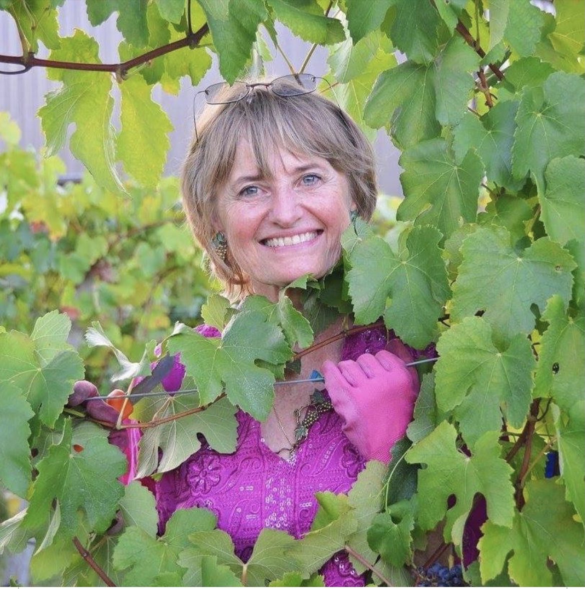 Merrill has been a Texas Grape Grower for more than 40 years. She has been a tireless promoter of Texas Wine. ⁦<a href="/TXWineLover/">Texas Wine Lover</a>⁩ ⁦<a href="/VintageTexas/">VintageTexas.com</a>⁩ ⁦@ExperienceBCS⁩ ⁦@DeniseClarkeTX⁩ ⁦<a href="/GOTEXAN/">GOTEXAN</a>⁩ ⁦<a href="/marcygordon/">Marcy Gordon</a>⁩ ⁦<a href="/Messina_Hof/">Messina Hof Winery</a>⁩ ⁦<a href="/JessicaNDupuy/">Jessica Dupuy</a>