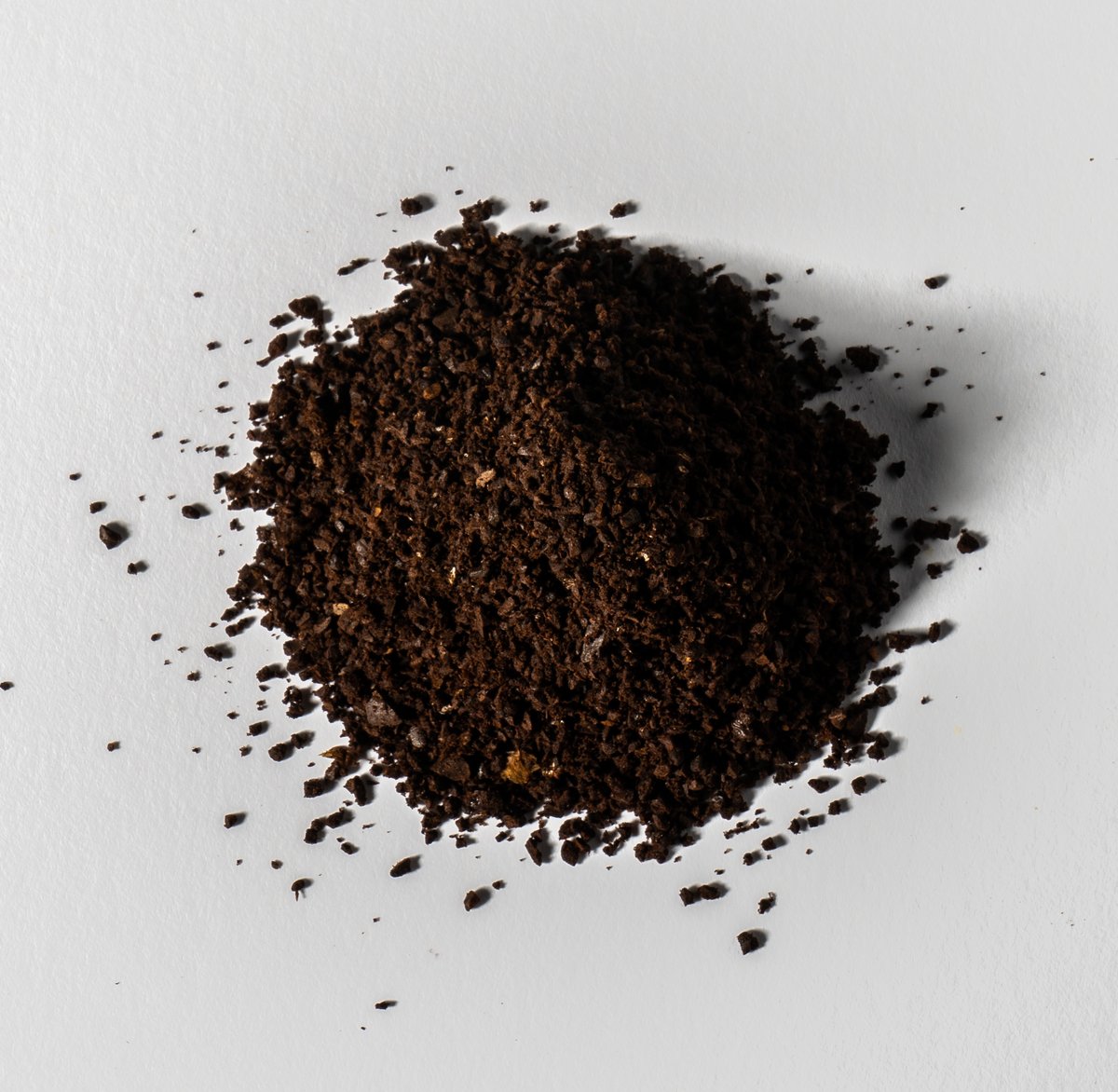 Freshly ground coffee beans make all the difference in even the most subtle of flavors, which is why our whole-bean bags are perfect for the everyday coffee connoisseur.