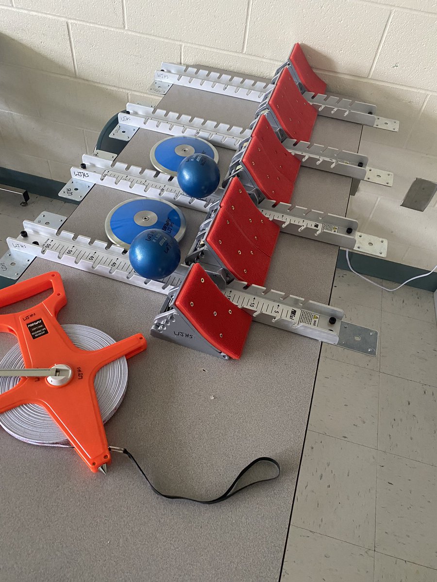 It’s almost as good as Christmas. Thanks to <a href="/neilhock/">Neil Hockaday</a> and <a href="/BSNSPORTS/">BSN SPORTS</a> for the blocks and implements. I know the kids will be as excited as I am. #runnercat <a href="/WJWildcatSports/">WJ Athletics 🐾</a>