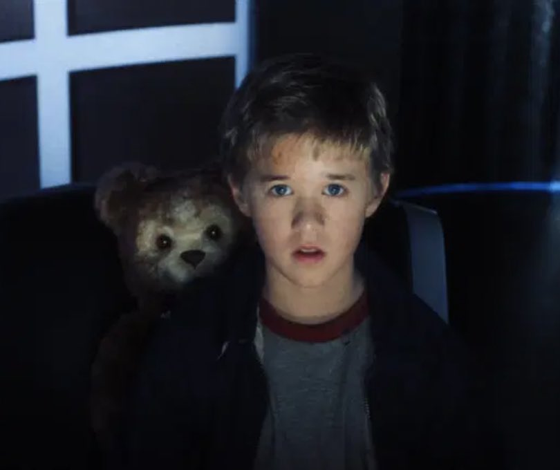 davidehrlich's tweet photo. Spielberg’s polarizing masterpiece A.I. came out 20 years ago today. woof!

I wrote about how I always found the ending to be unbearably sad, and why - after watching the film a dozen times over two decades - i was finally able to find the beauty in it:

https://t.co/MBaV87Z7GA https://t.co/2B8OoQEfUl