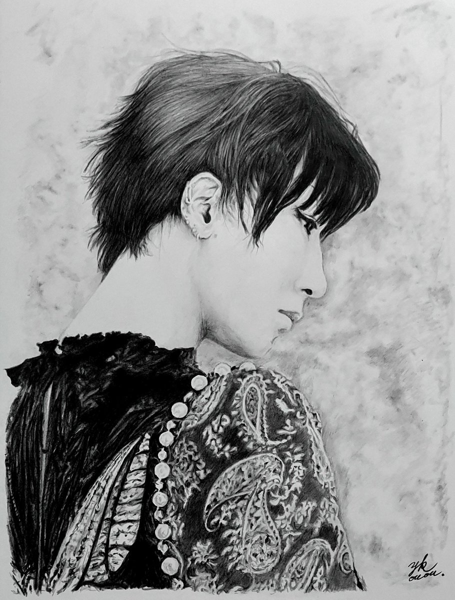 今月描いた絵を晒そう 目が覚めちゃったのでトレンドに便乗 今月 鉛筆画は4枚で ようこう 鉛筆画家の漫画