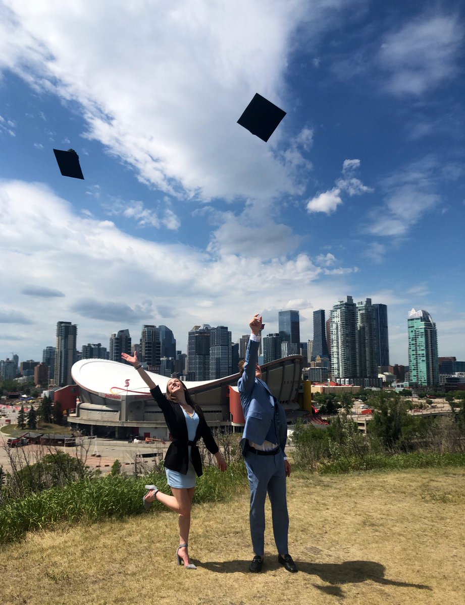 Yay he did it and with honours!
Excited for your future <a href="/JaceBenvie1/">Jace</a> Congrats to all the 2021 grads!!#grad2021 #yyc
