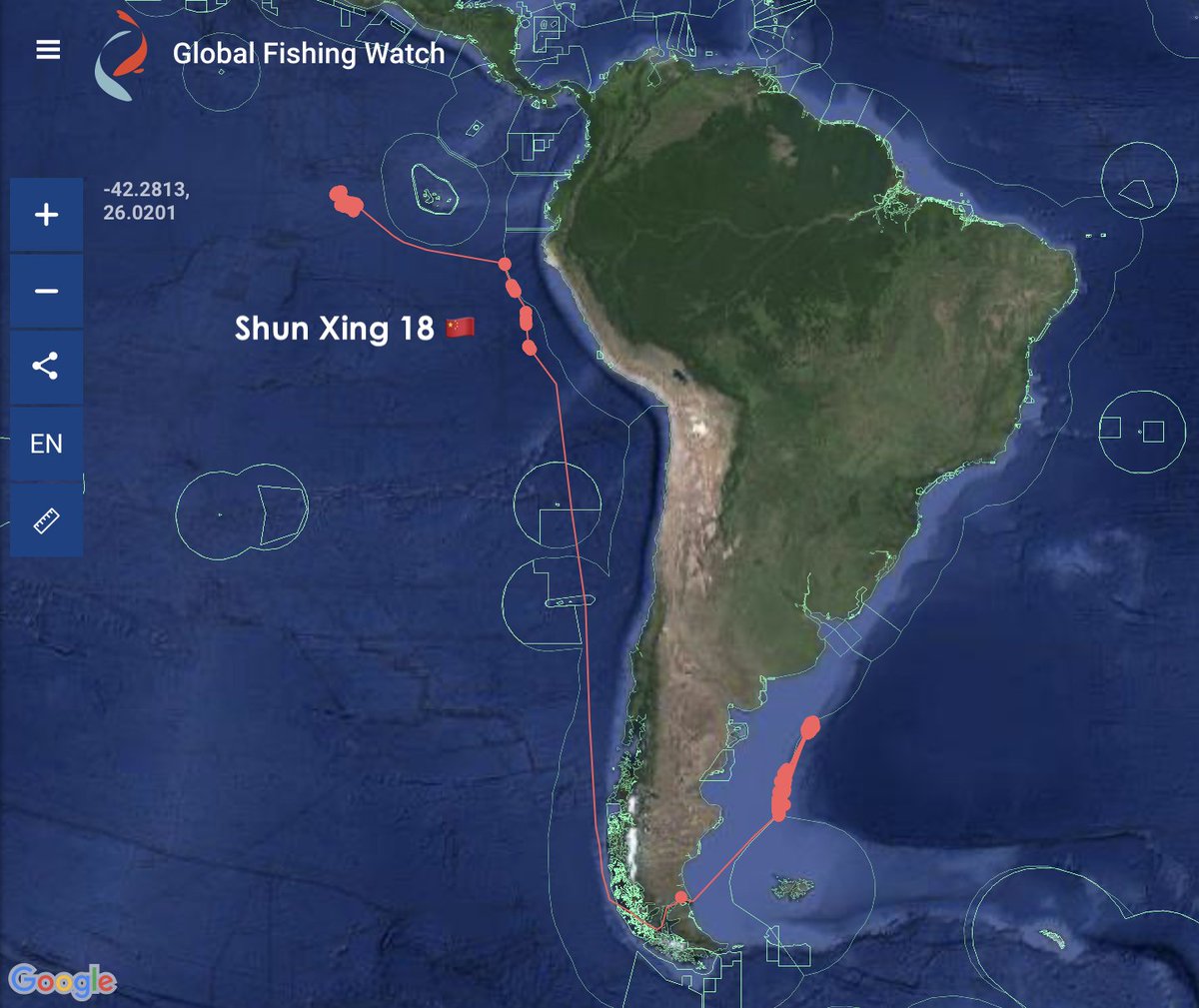 lahistoriaec's tweet image. Los buques pesqueros chinos que depredan la fauna marina de #Galápagos, se aproximan otra vez. El colectivo @Mas_Galapagos alerta de la llegada del barco industrial de bandera China Shun Xing 18 al sur del archipiélago.
