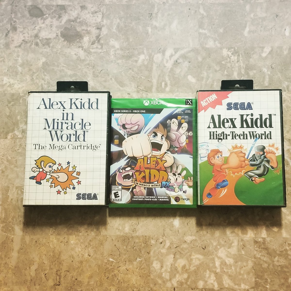 GamersNxtDoor's tweet photo. Finally got my copy of Alex Kidd DX. My childhood! 

#gaming #videogames #XboxSeriesX #alexkidd #AlexKiddEnGAME #sega #RETROGAMING #classicgaming https://t.co/2Kk2wqvxLA