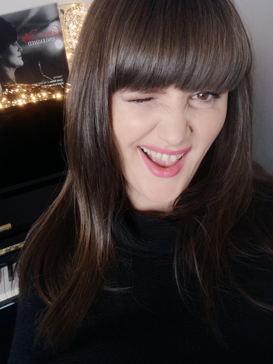 GraceFSinger's tweet image. What kind of exercise do lazy people do? Diddly-squats 😂😂😂

#goodcraictuesday #tuesdayvibe