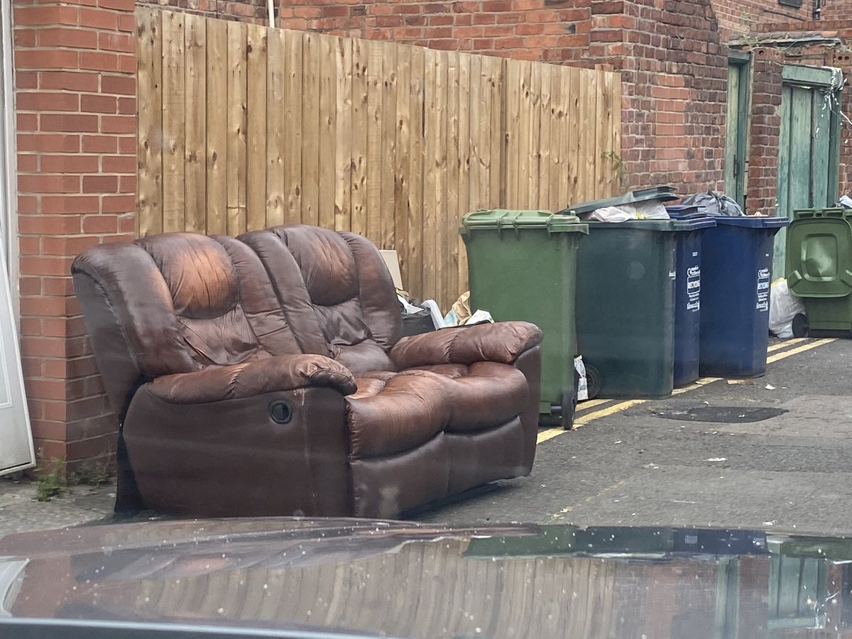 JojoBerrington's tweet photo. Getting rid of any old rubbish or furniture? Just bring it to the Jesmond slums.
@JesmondStella @UniofNewcastle @NorthumbriaUni
@NewcastleCC @ChronicleLive @NCC_Leader
 #EndASBinJesmond #RewildingJesmond #StudentSlums https://t.co/44aq5QPgLH