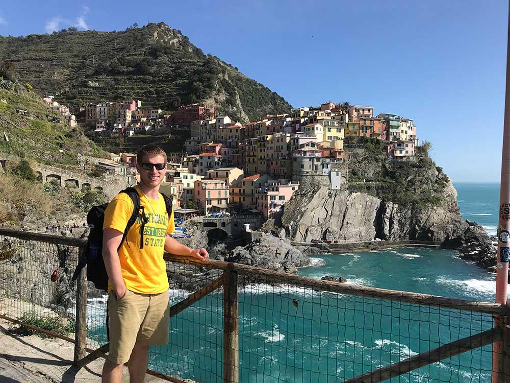 NDSUEngineering's tweet image. If you love to travel, see new places and learn a global perspective, NDSU Study Abroad can find you the perfect program.
🤘🗺️📚💚
Learn more about recent College of Engineering grad Will Odland&apos;s study abroad experiences: bit.ly/3hfW6Rn

#ExperienceNDSU #NDSUengineering