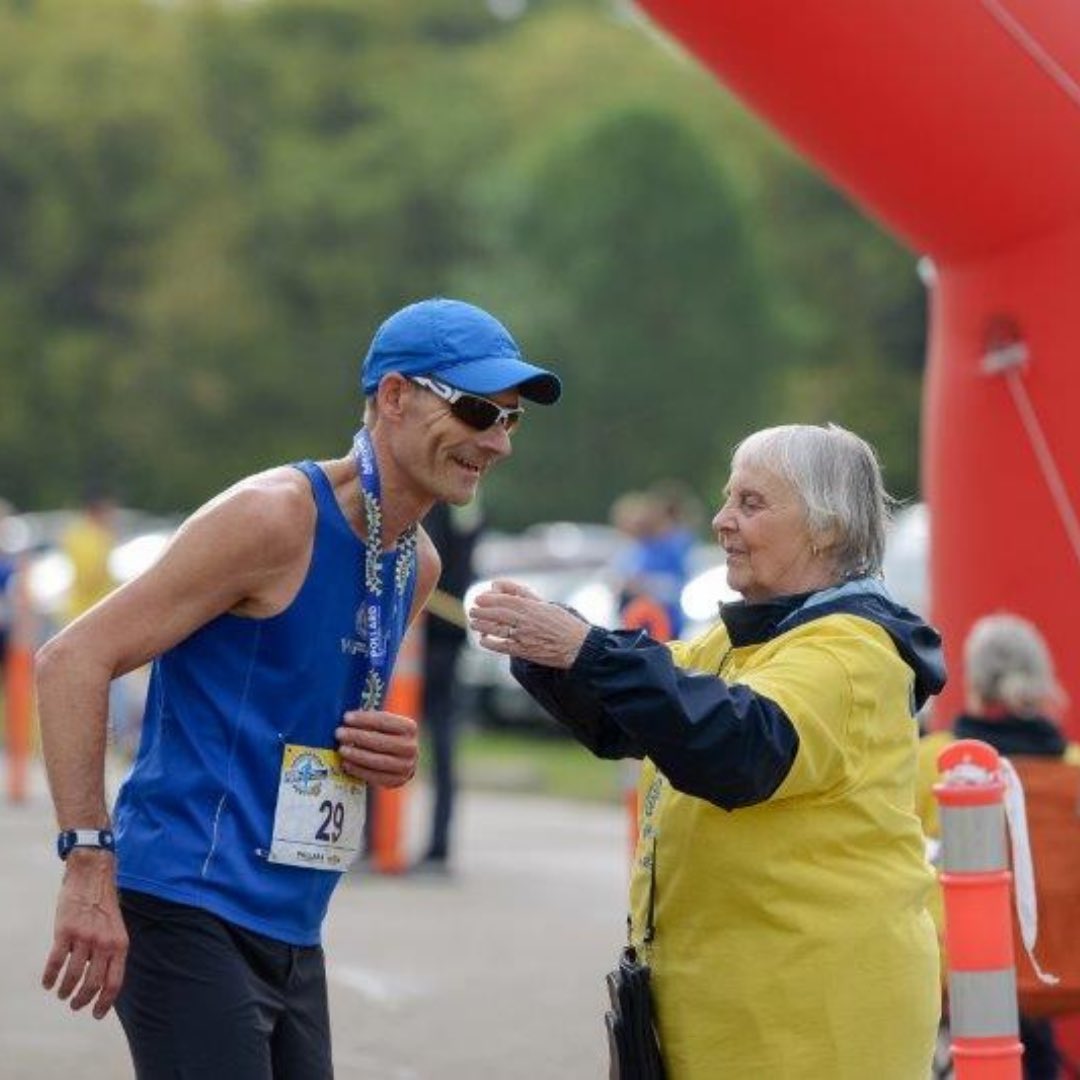 FortGarryRotary's tweet photo. Early birds get the worm! 🐛 🐦 

Register for the Half Marathon or 5k Fun Run before July 31st and receive a discounted Early Bird registration fee! 

Find more information about the race at https://t.co/bUhNs9864j

#rotaryrace4youth #winnipegrunclub #winnipegrunner https://t.co/jF1anySMVw