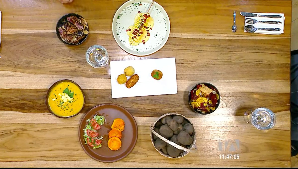 Como parte de la conmemoración por el #DíaNacionalDeLaPapa, la ministra <a href="/TanllyVera/">Tanlly Vera M.</a>, participó en #LaCocinadelChef 👨‍🍳, donde resaltó la importancia gastronómica y cultural que tiene este tubérculo🥔 para el país. 🇪🇨

#EncontrémonosPorElAgro