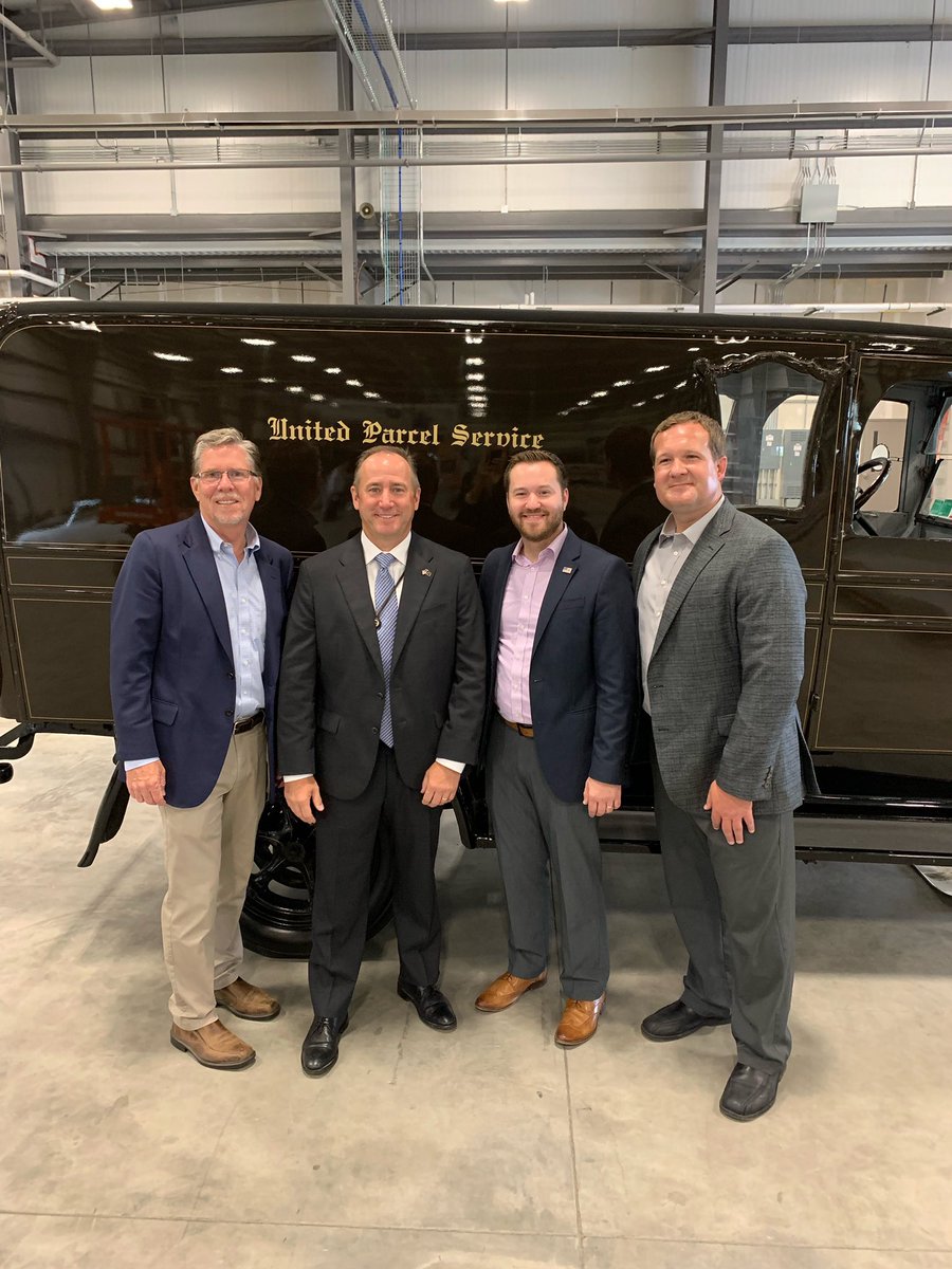 RepAshleyHinson's tweet image. So glad my team could attend the ribbon cutting for the new @UPS facility at the Eastern Iowa Airport today! This is a significant investment in our community that will help create jobs &amp;amp; grow our economy. #IA01 @fly_CID