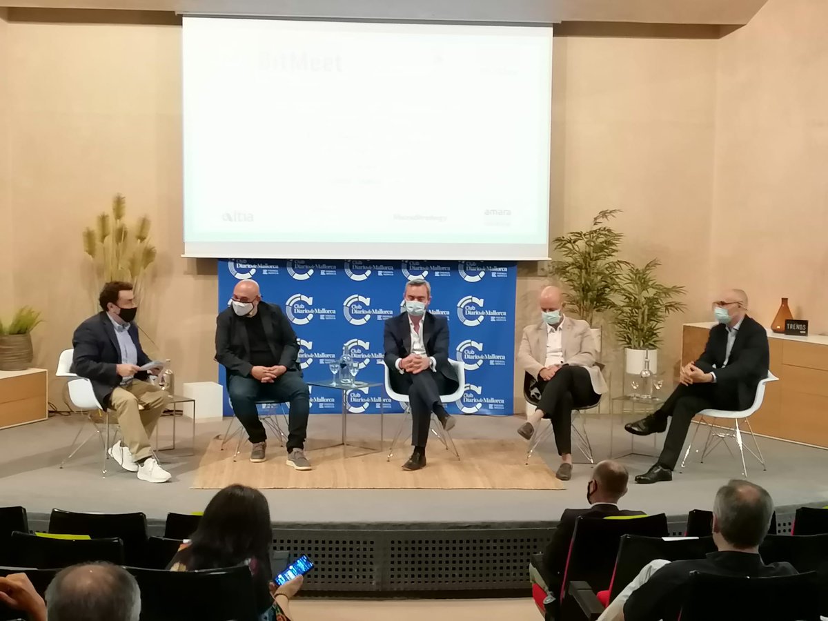 diariomallorca's tweet photo. ¿Conoces el low-code y sus aplicaciones? En #BitMeet, Alberto Loureiro de @altianews explica para qué sirve y las ventajas de su uso.
#lowcode #software https://t.co/qmnVsRBhgq