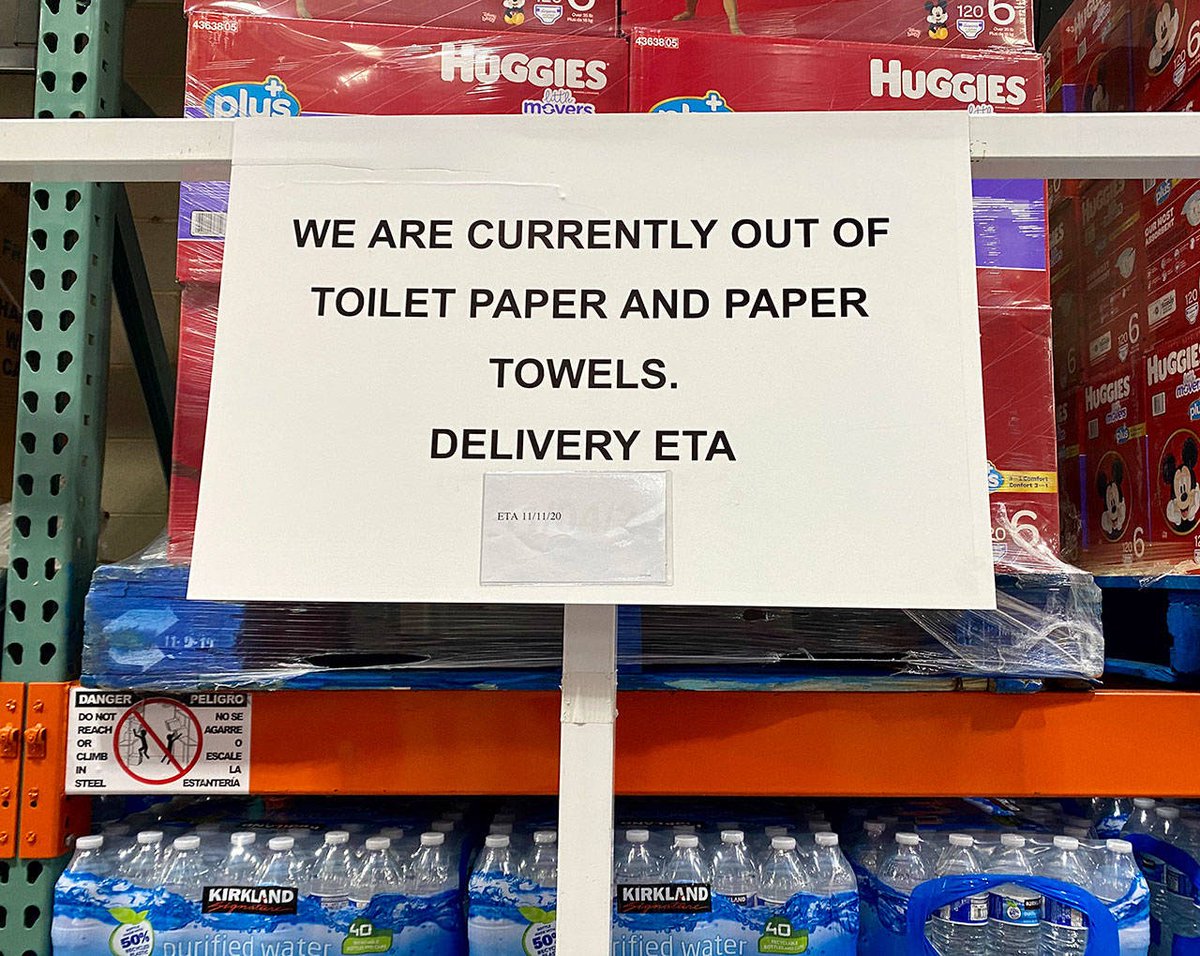 logisticsxcovid's tweet photo. Our new listicle, “Out of Stock,” shows how material lives are governed by the logistics of supply&demand. From toilet paper to bikes, pandemic shortages sent buyers into mass panic. @uchicago @uchicollegium #SoLogistical
https://t.co/oTkynaZt5I
Photo: Andrea Brown/The Herald https://t.co/s86PriTzMv