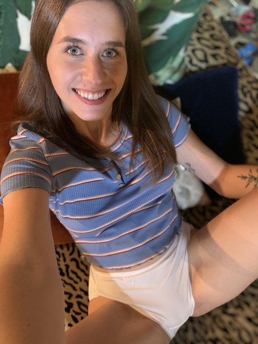 Waiting for you 🥰  https://t.co/AqRf030BHK https://t.co/F9jczMX9rn https://t.co/jlgsgcVGjM<a href="/tag/goodmorning"class="tags"><span>#goodmorning</span></a><a href="/tag/tgif"class="tags"><span>#tgif</span></a><a href="/tag/fridayfeeling"class="tags"><span>#fridayfeeling</span></a><a href="/tag/content"class="tags"><span>#content</span></a><a href="/tag/fridaymorning"class="tags"><span>#fridaymorning</span></a>