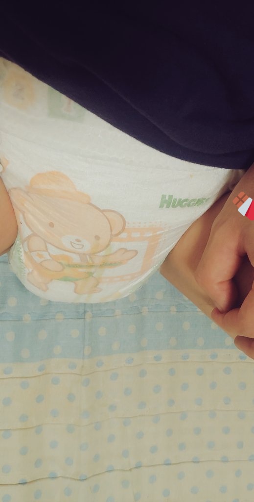 JMinuu's tweet photo. 하기스구형밴드형~
#abdl #기저귀 https://t.co/21o7sY7Rk0