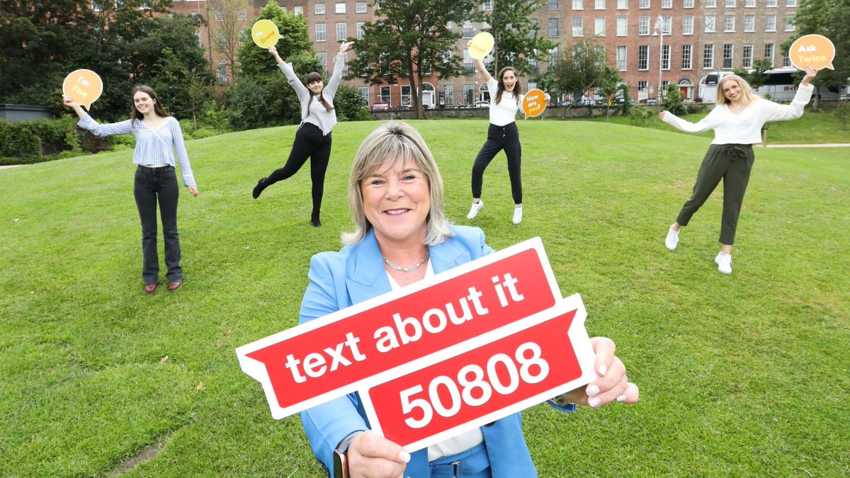textaboutit's tweet photo. #GetPastGrand tip - not sure how to talk with a loved one about their mental health? You can start a conversation by saying ‘You haven’t seemed yourself lately. Is there anything I can do to help?’ Find out more of our campaign tips ➡️ https://t.co/7eyJARv5Qy https://t.co/DHbRki9YNE