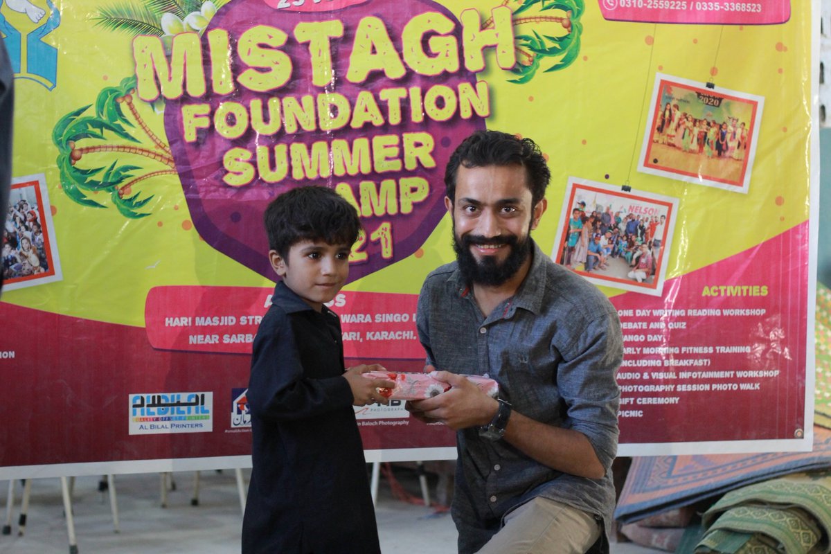 mahin_baloch's tweet photo. Last day of Summer camp 2021 ❤️
Our guest Comrade Naghma shaik , Humayun Waqas , Sajida baji , Rashid Baloch presented gift to our students ❤️
HOST: Zubair & Mazain 😍❤️
#Summercamp2021
#Work_For_Change
#Mistagh_Foundation
#Mistagh_Family https://t.co/Tax6nRTpWH
