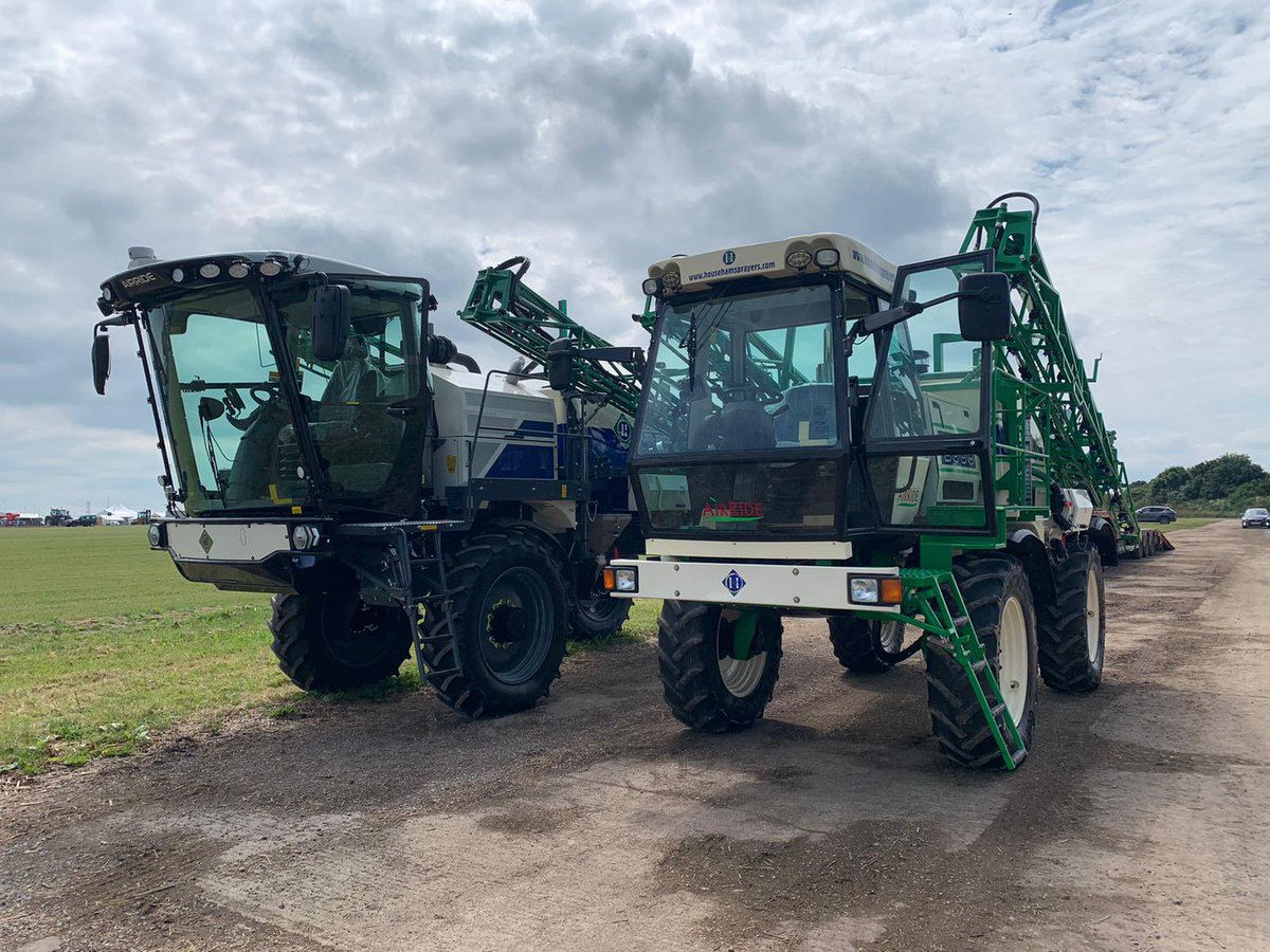 HousehamSprayer's tweet photo. What a difference 15 years makes! Want to see the new AR4000 in more detail come and have a look at @CerealsEvent tomorrow and Thursday, stand 800! #househamsprayers #cereals21 https://t.co/R36rgLe8yo