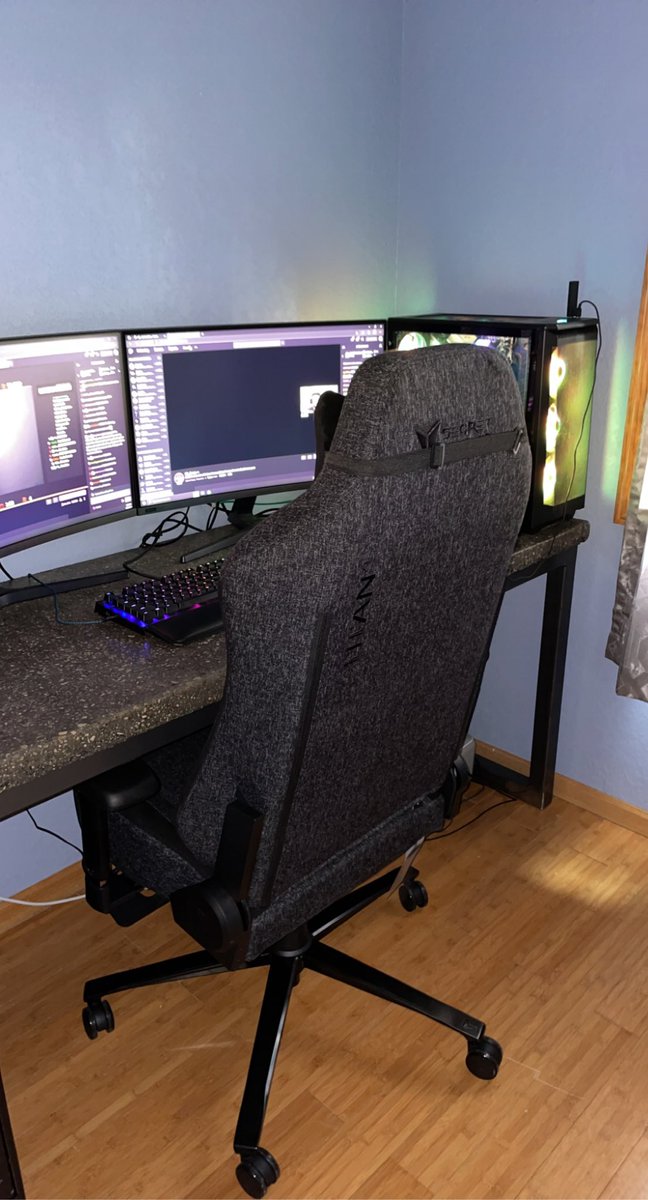 JordanSwayne2's tweet image. #Secretlab