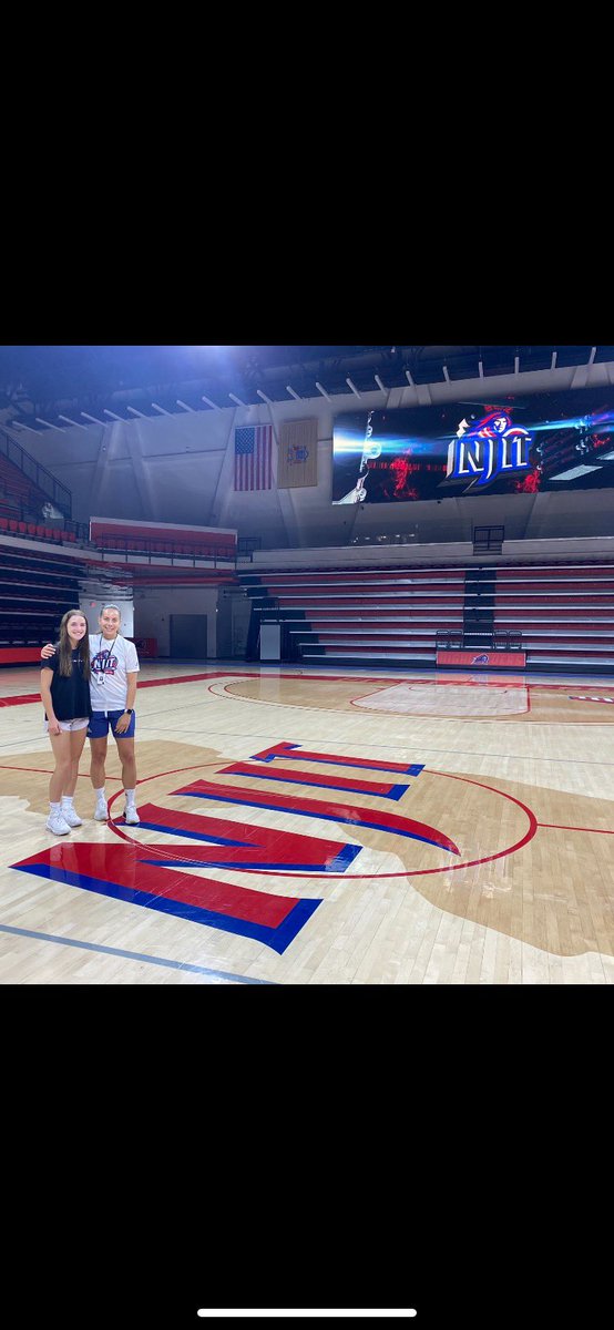 Zoe Mesuch tweet media