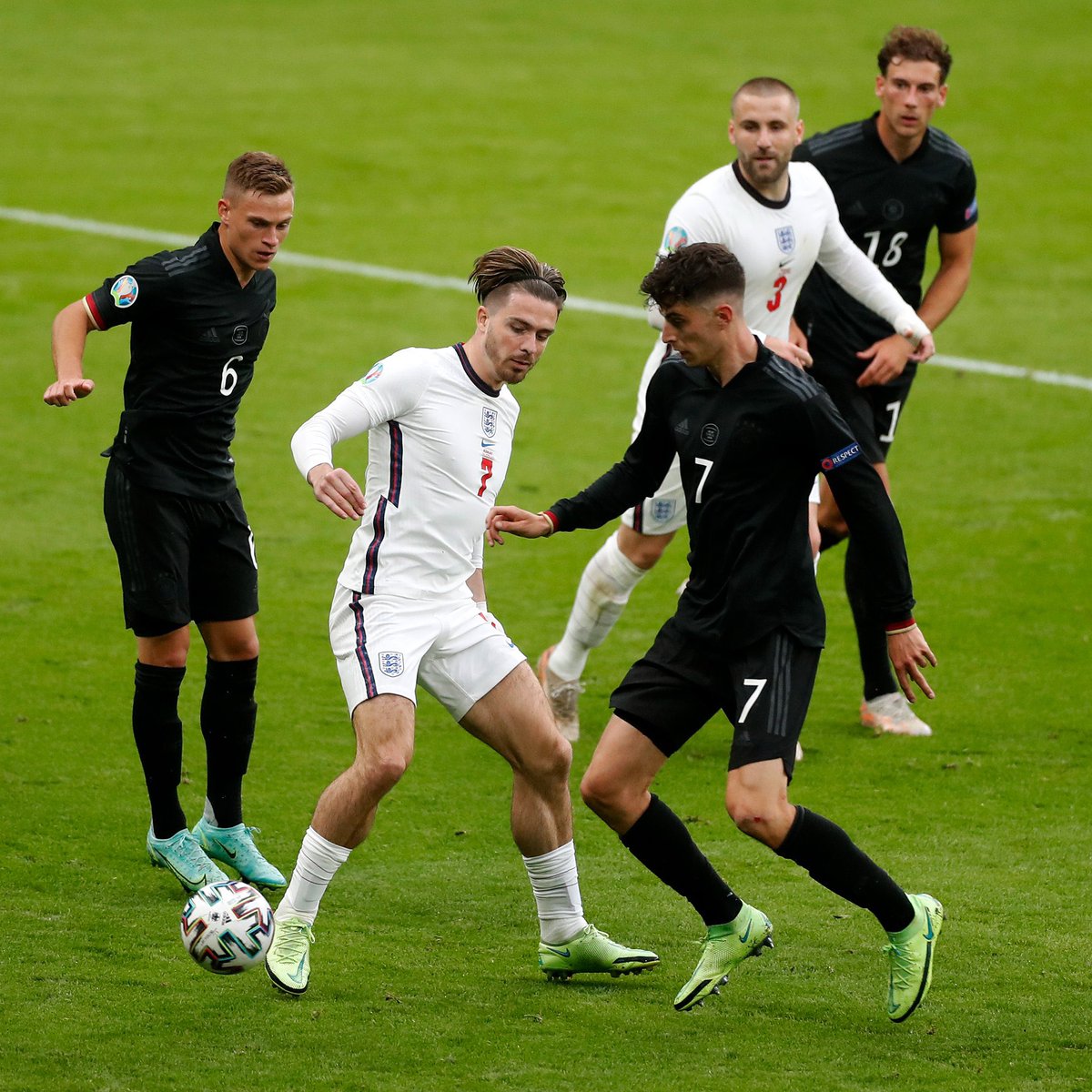 ESPNUK's tweet photo. Football is a simple game really, pass the ball around for 60 minutes, get Jack Grealish on, win the game 🤝 https://t.co/tVpWgjIOIJ