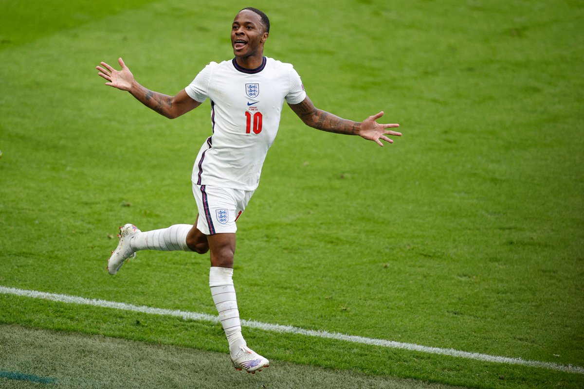 premierleague's tweet photo. The Three Lions are roaring 🦁

England progress to the quarter-finals after goals from Raheem Sterling and Harry Kane against Germany

#PL #ENGGER #EURO2020 https://t.co/LIMu5WS6ZT