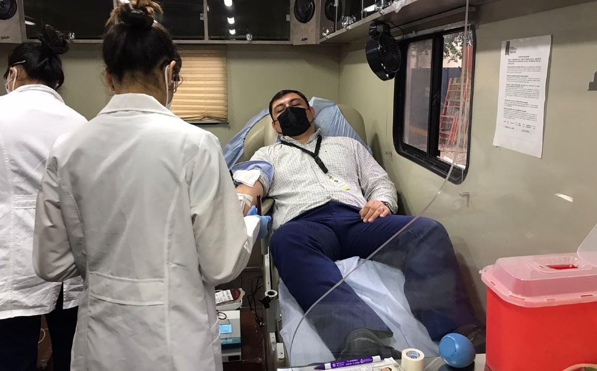 telediariomty's tweet photo. ¡Enhorabuena! ⭐ @fundacionMMAC inicia campaña de donación de sangre 🩸 |Vía: @paamvillanueva https://t.co/xjUIk0kQBD https://t.co/6NLCqjFuX8